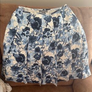Ann Taylor Blue and White Floral A-Line Skirt
